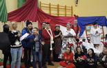  (photo)