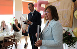  (photo)