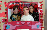 (photo)