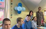  (photo)