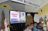 (photo)