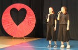  (photo)