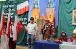  (photo)